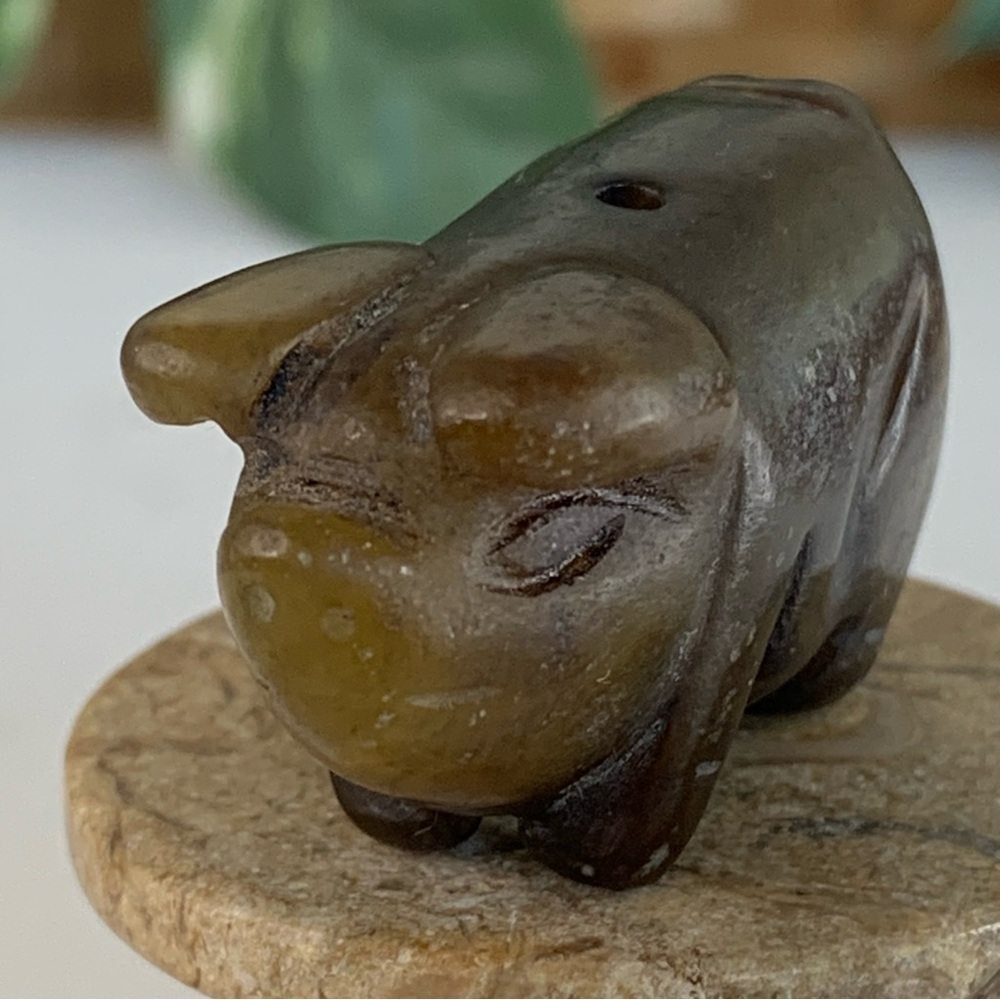 Vintage Chinese Zodiac Jade Pig Necklace Bead Hand Carved Animal Pendant 1.9" - Picture 3 of 14